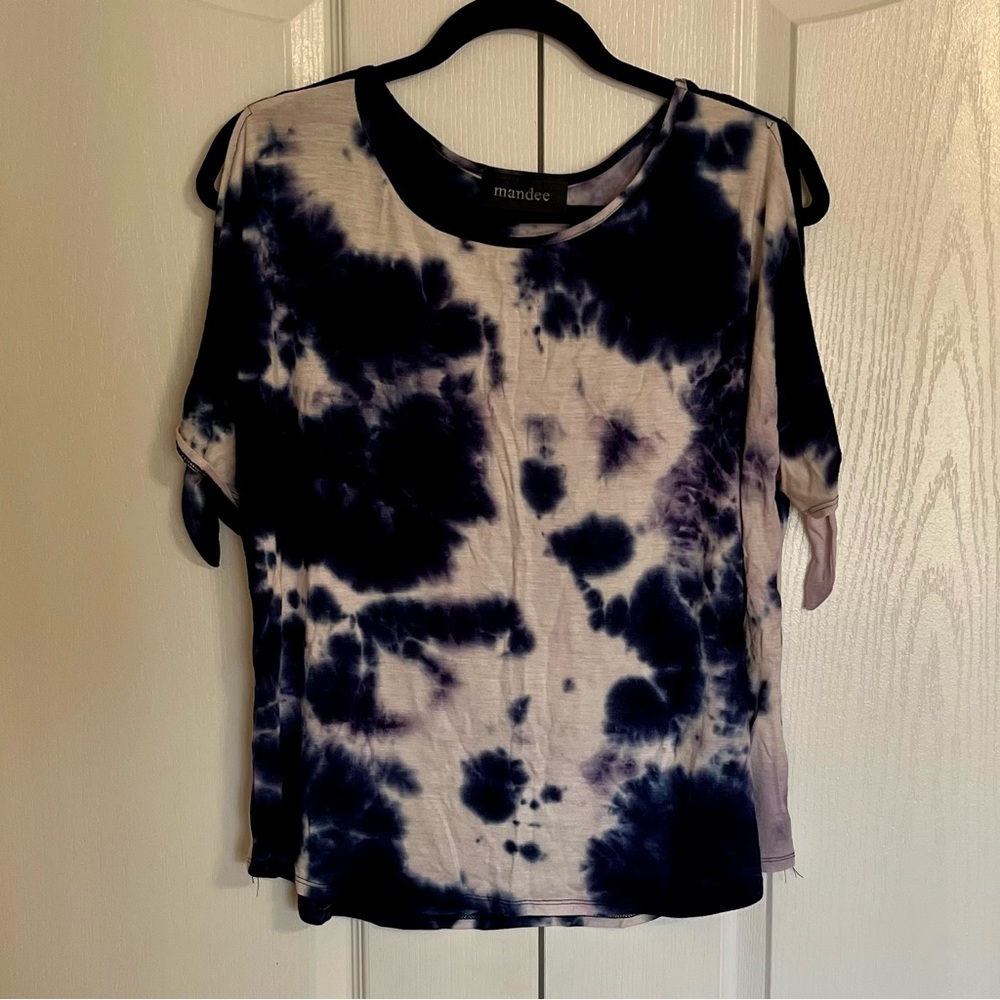 Mandee Women's Short Sleeve Tie-Dye Top - Blue and White